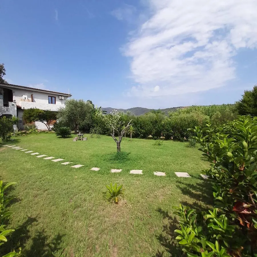 Santu Paulu Country House Posada  0*, Posada (Sardinia)