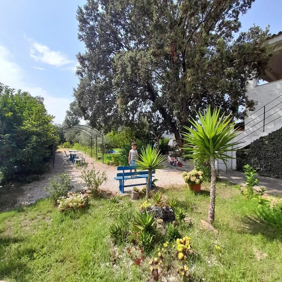 Santu Paulu Country House Posada  Guest house