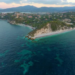 https://villa-padulella.it-tuscanyhotel.com